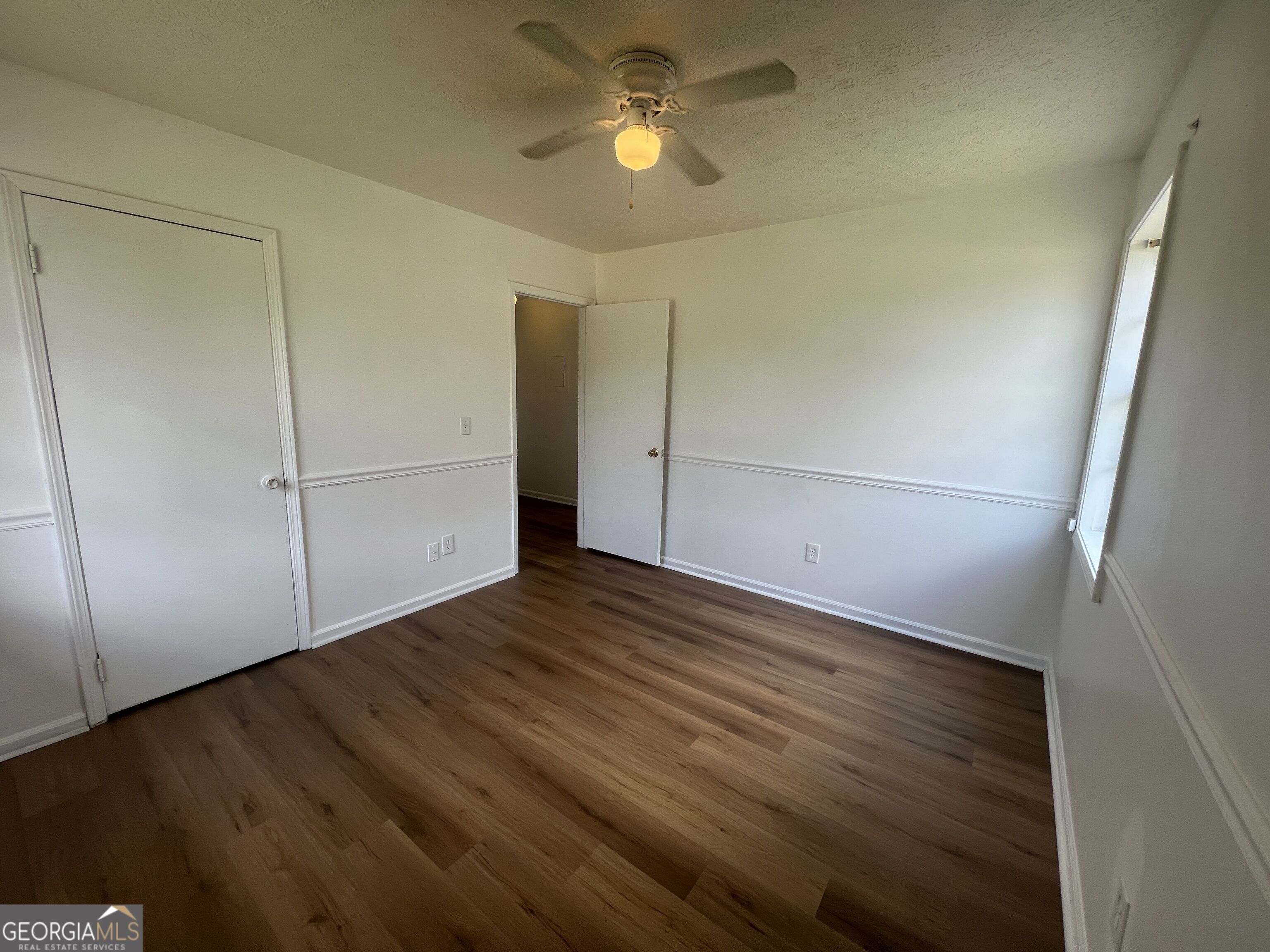 1529 S Davis Road Property Photo 16