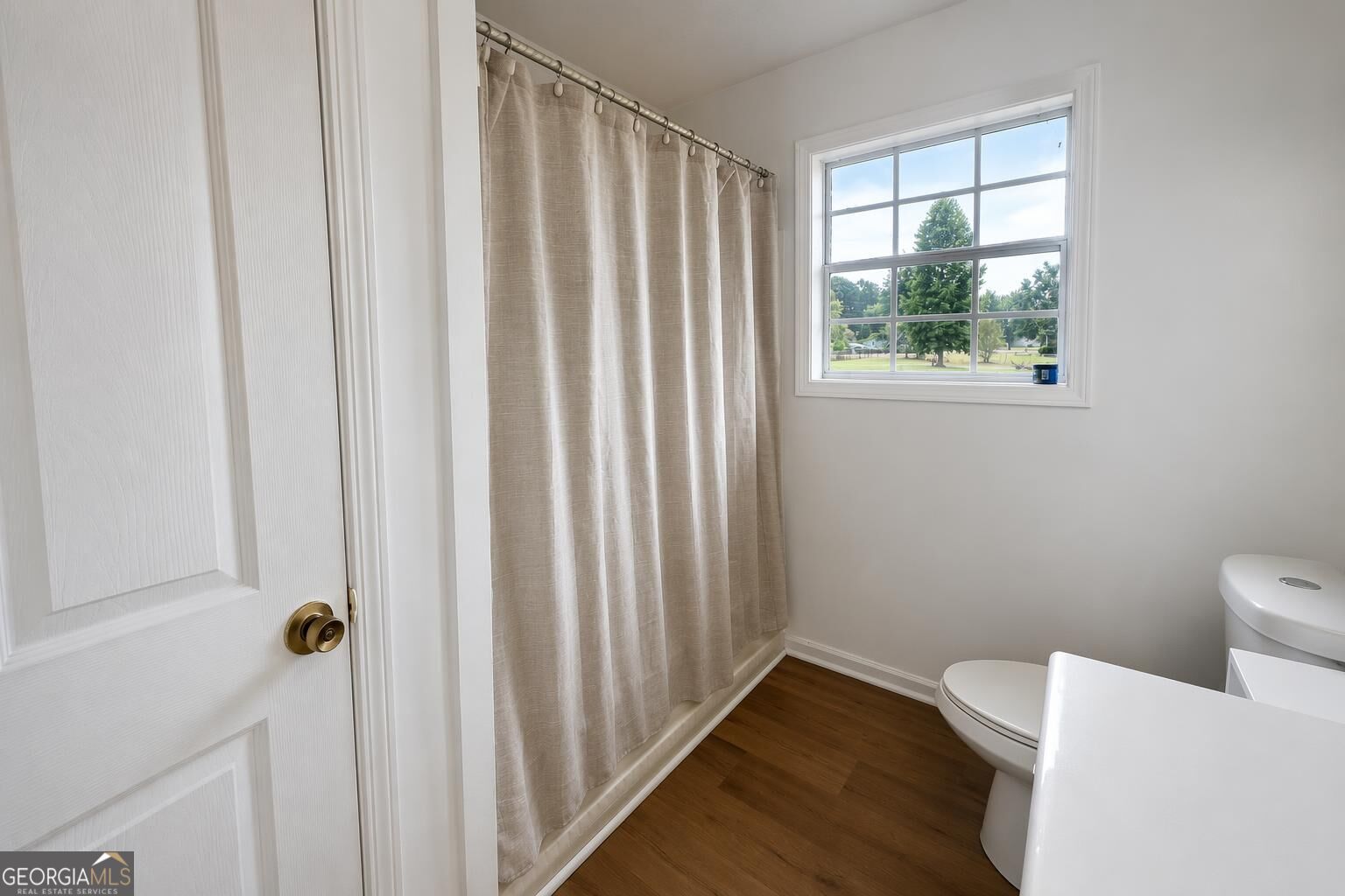 1529 S Davis Road Property Photo 17