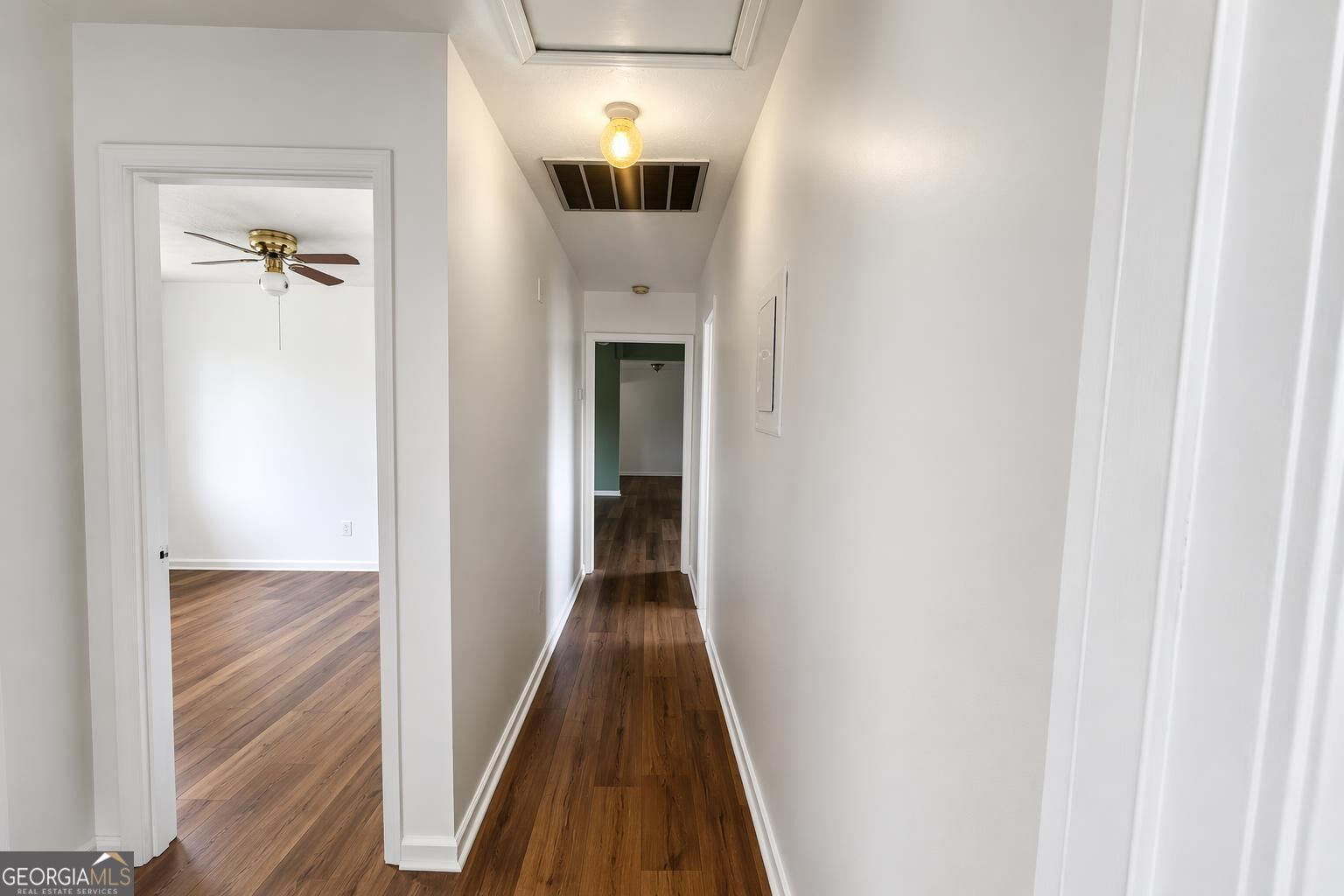 1529 S Davis Road Property Photo 19