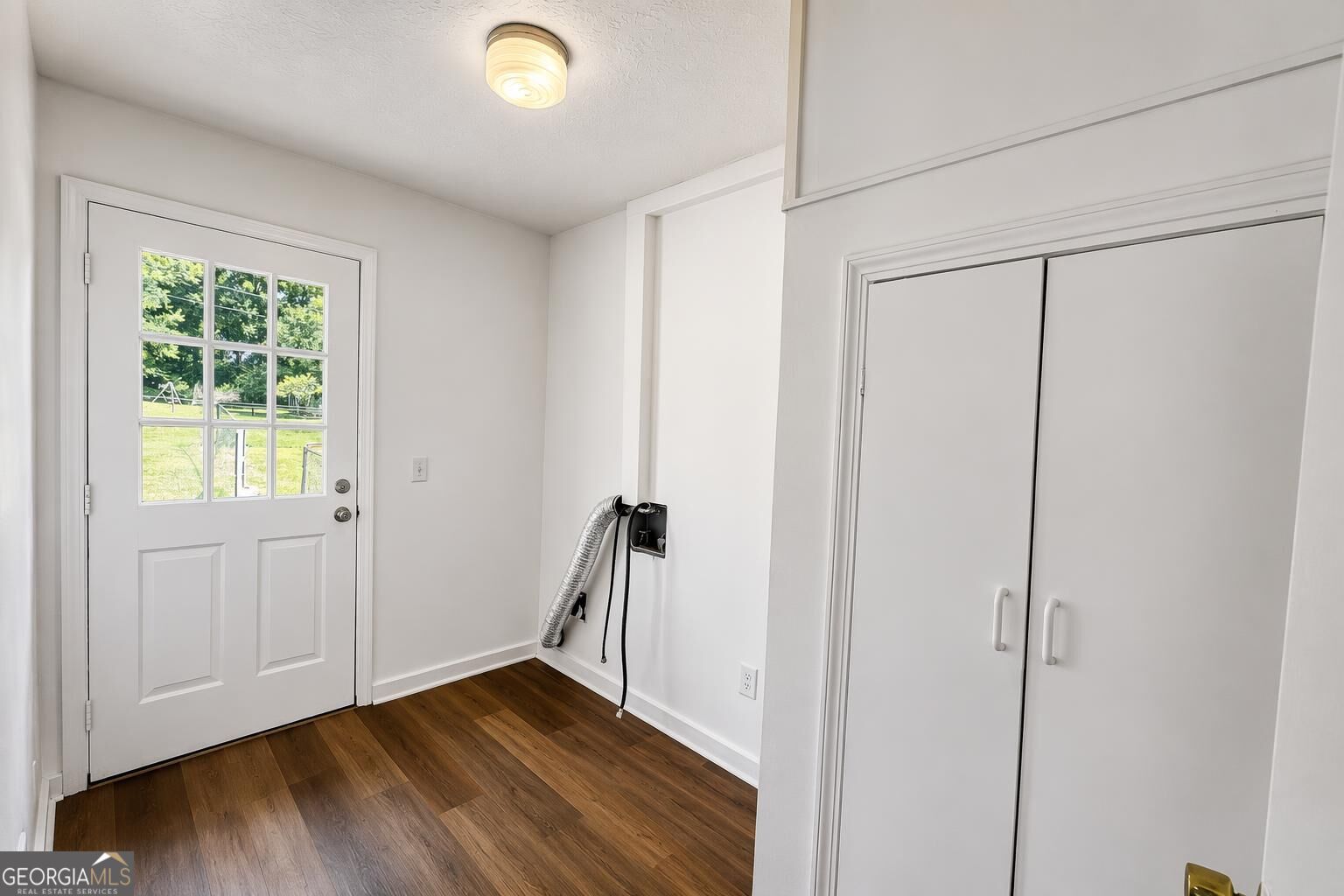 1529 S Davis Road Property Photo 20
