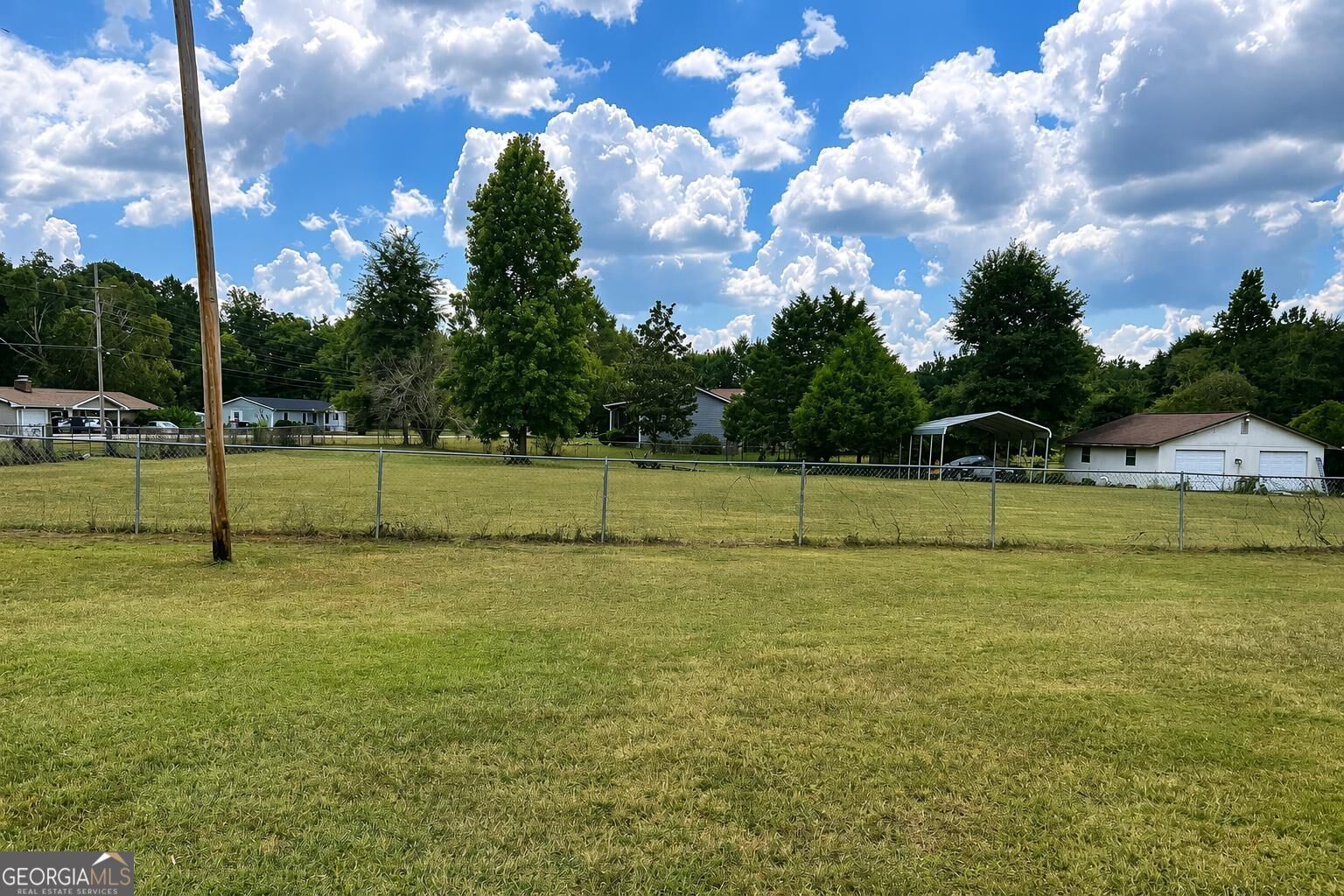 1529 S Davis Road Property Photo 23
