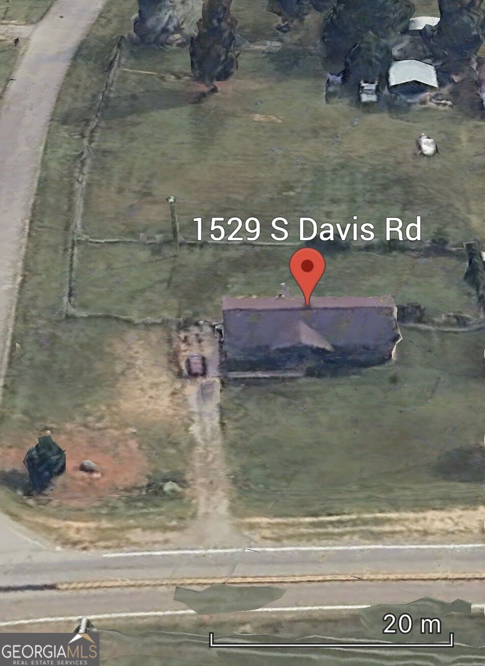 1529 S Davis Road Property Photo 25