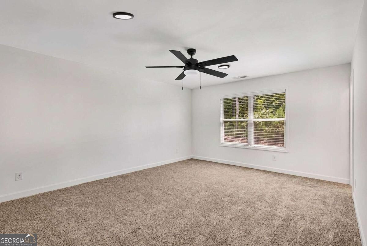 1251 Willamette Way Property Photo 16