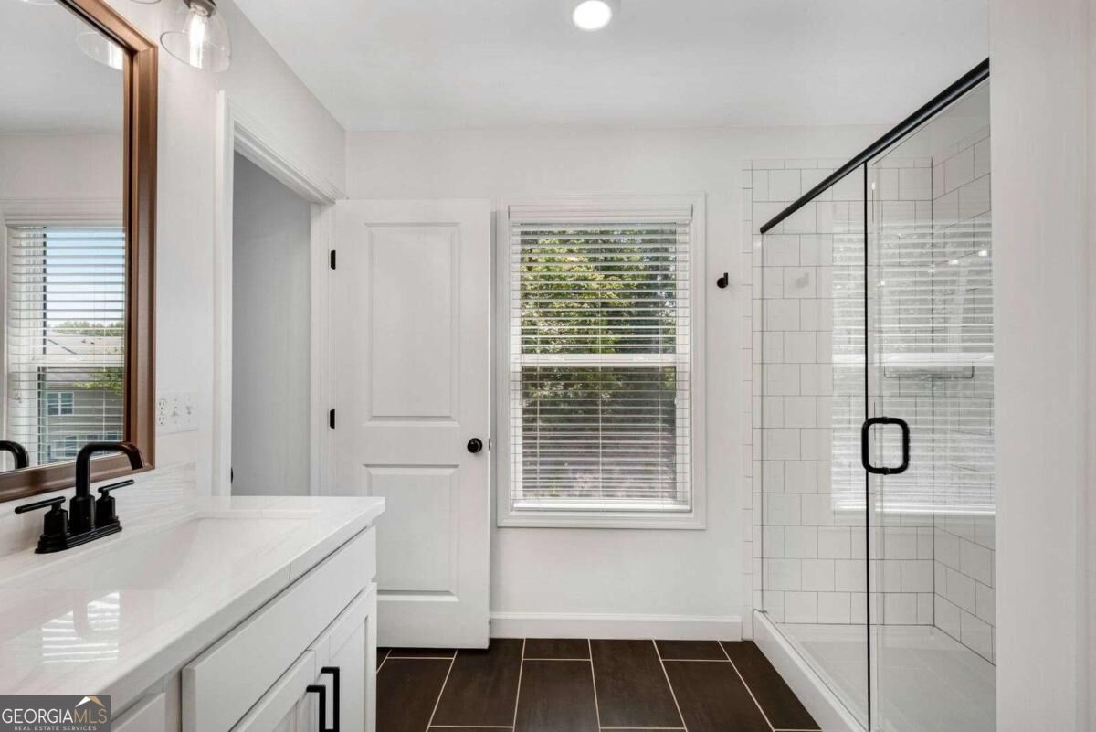 1251 Willamette Way Property Photo 21