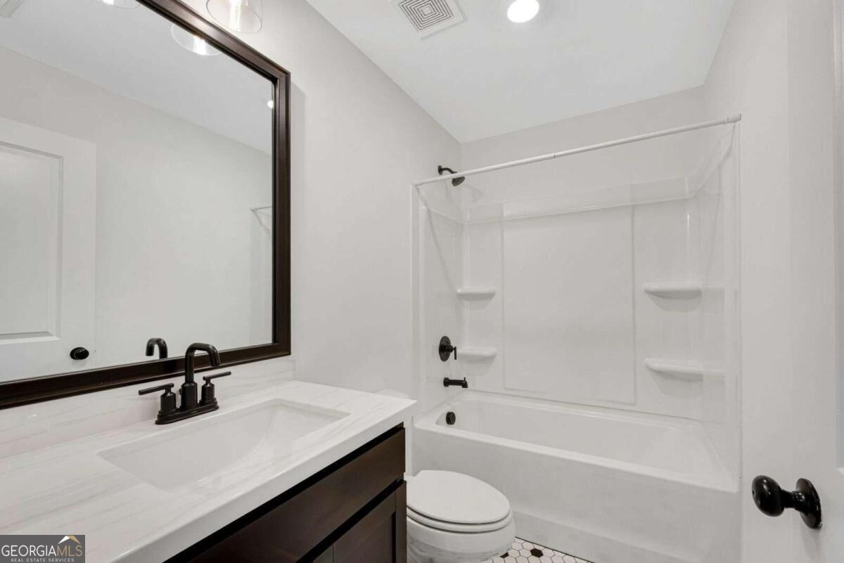 1251 Willamette Way Property Photo 26