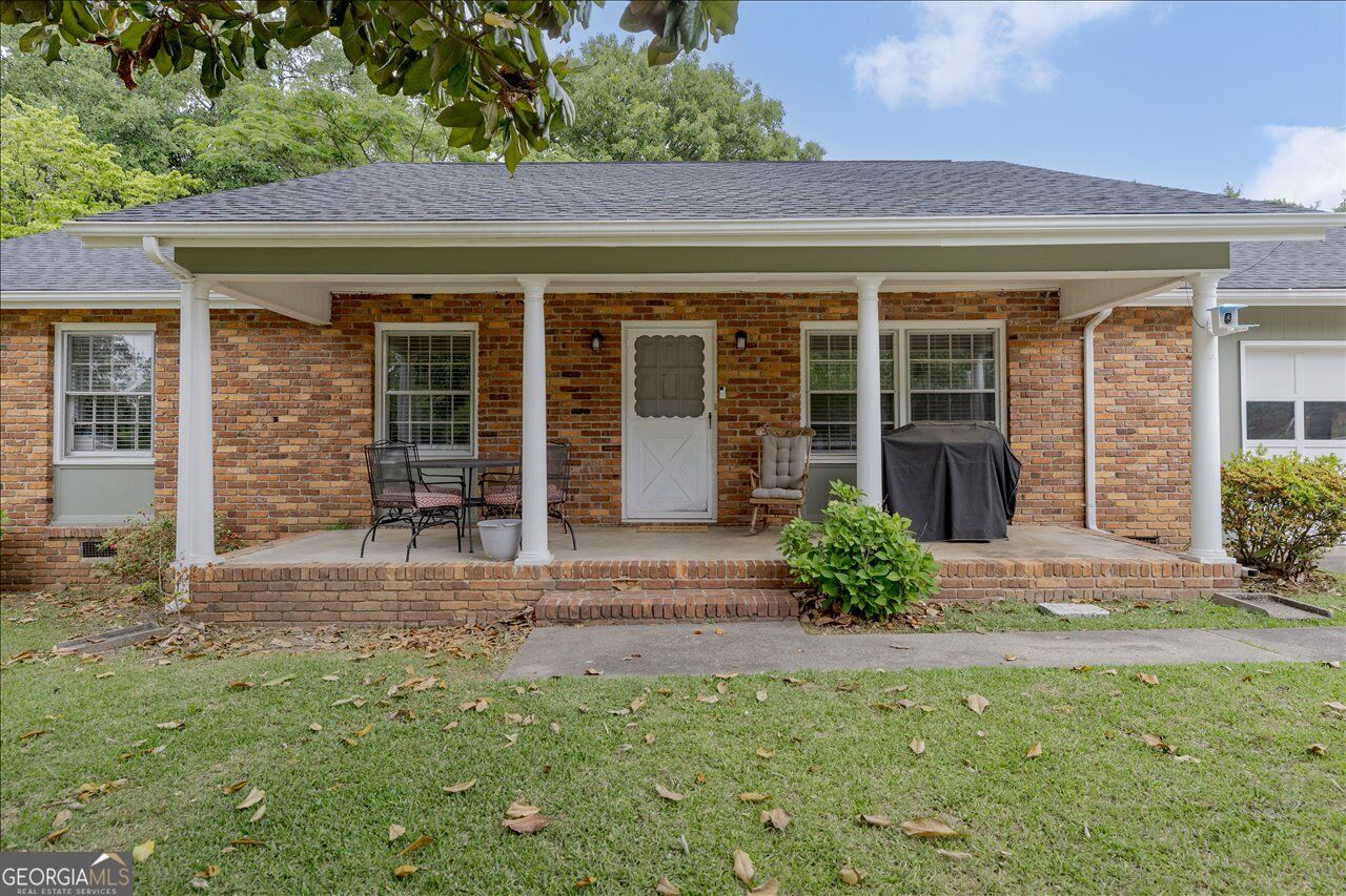 411 Arrowhead Trail Property Photo 5