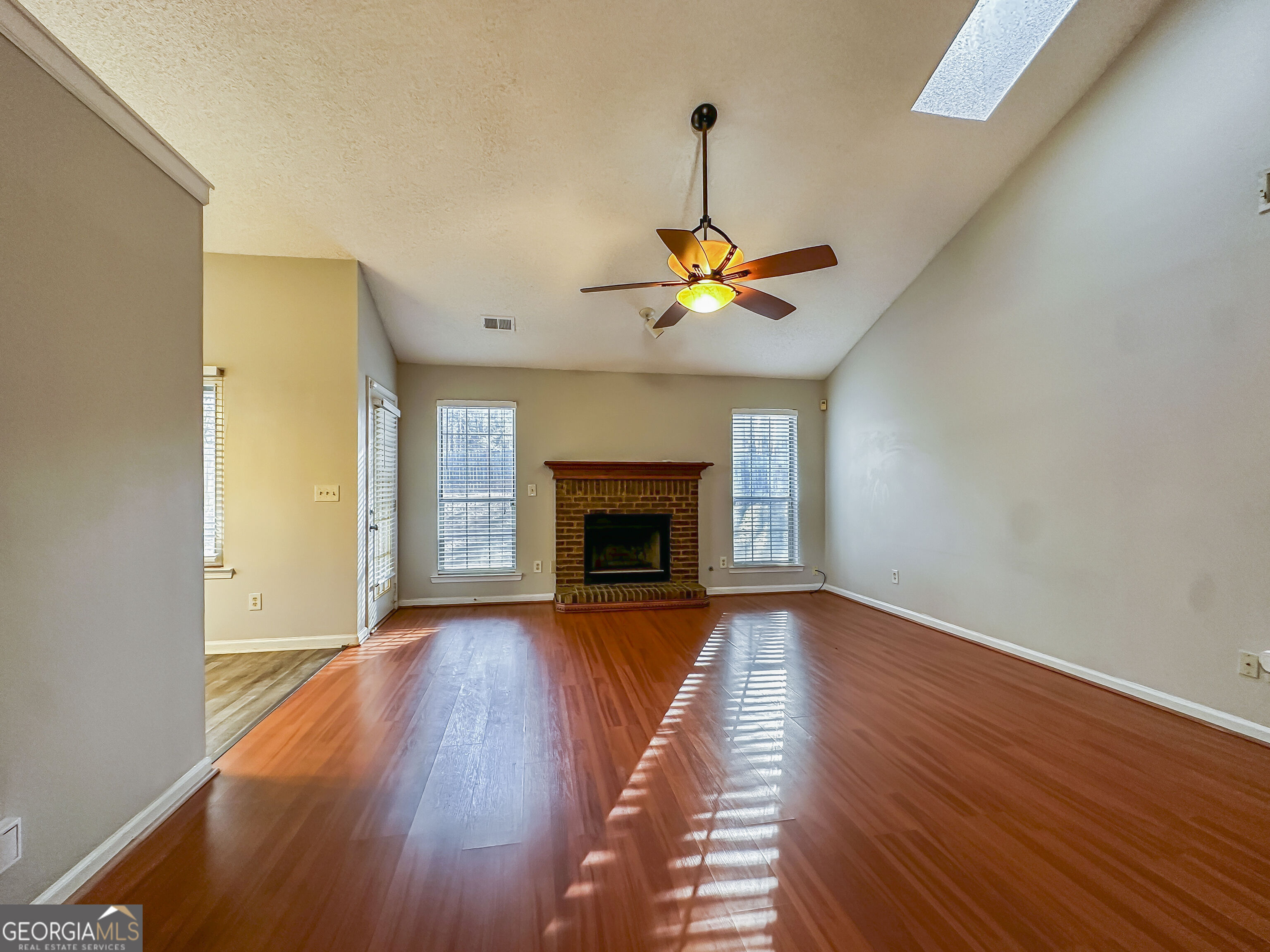 5724 Rex Mill Creek Property Photo 2