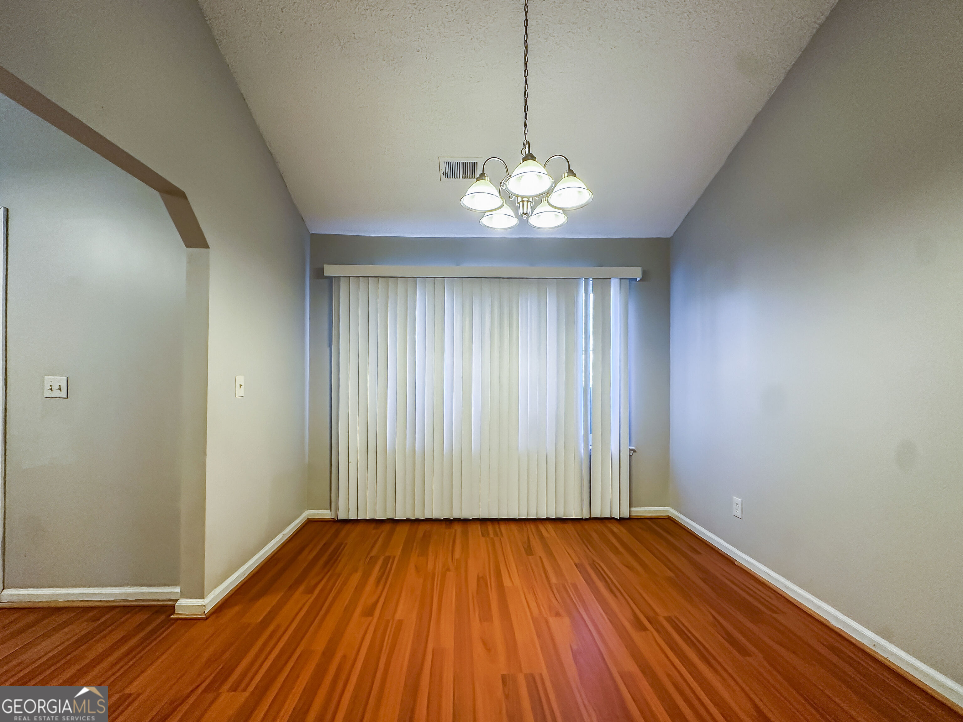5724 Rex Mill Creek Property Photo 3