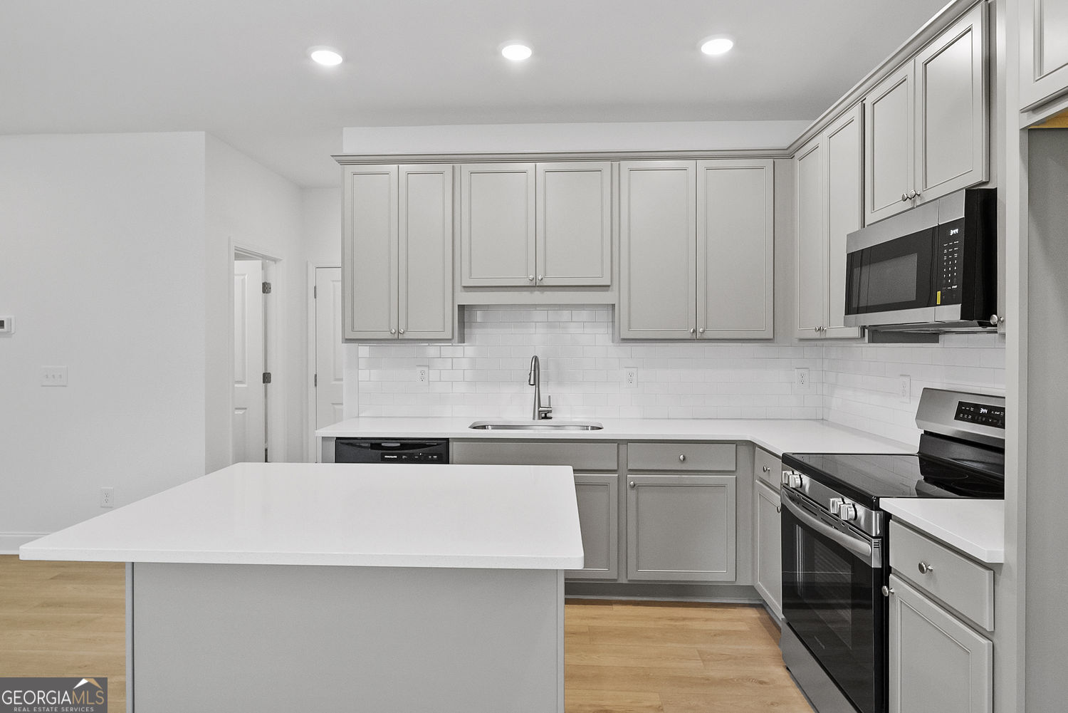 165 Mill Center Boulevard # 216 Property Photo 15