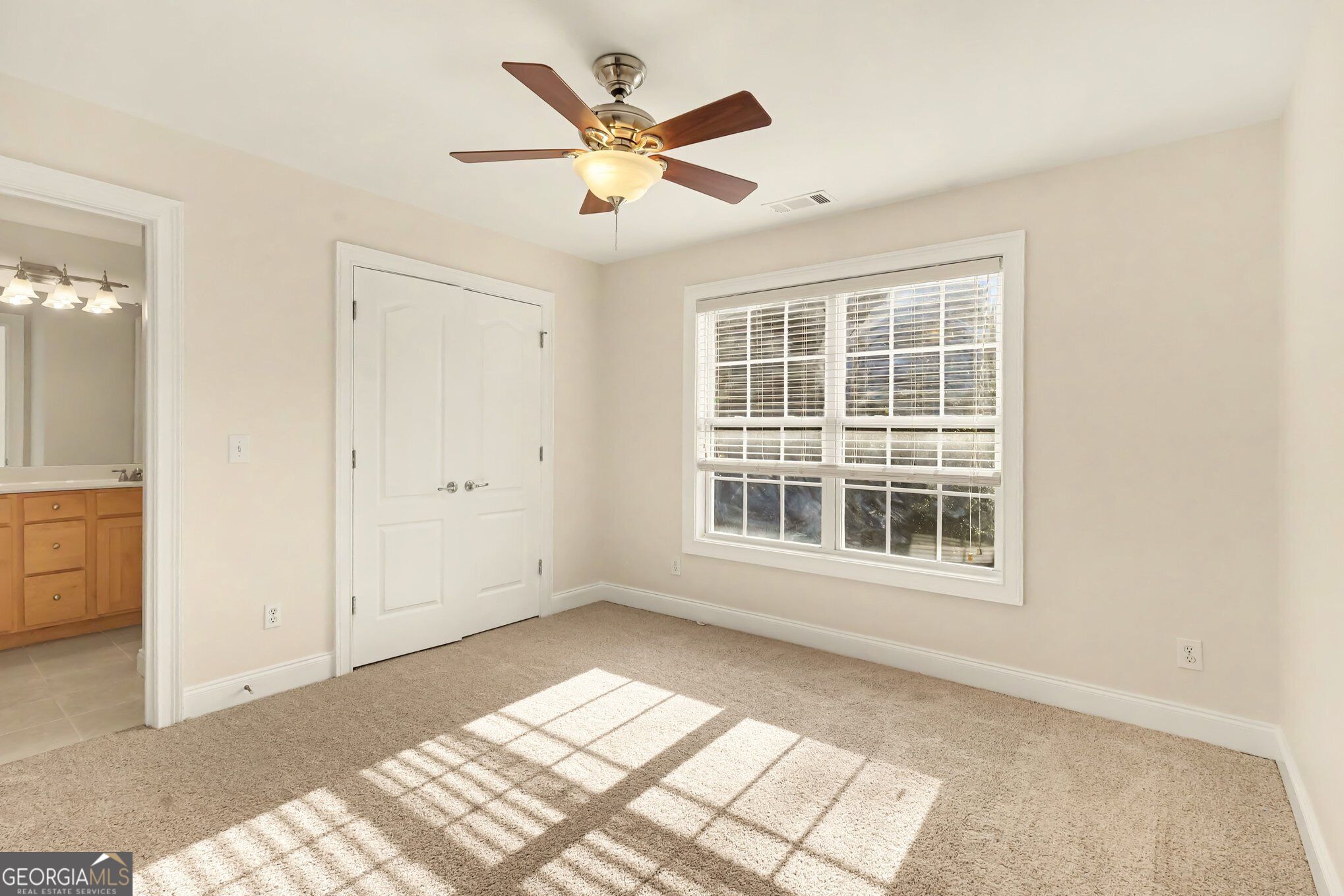 313 Fallstone Path Property Photo 19