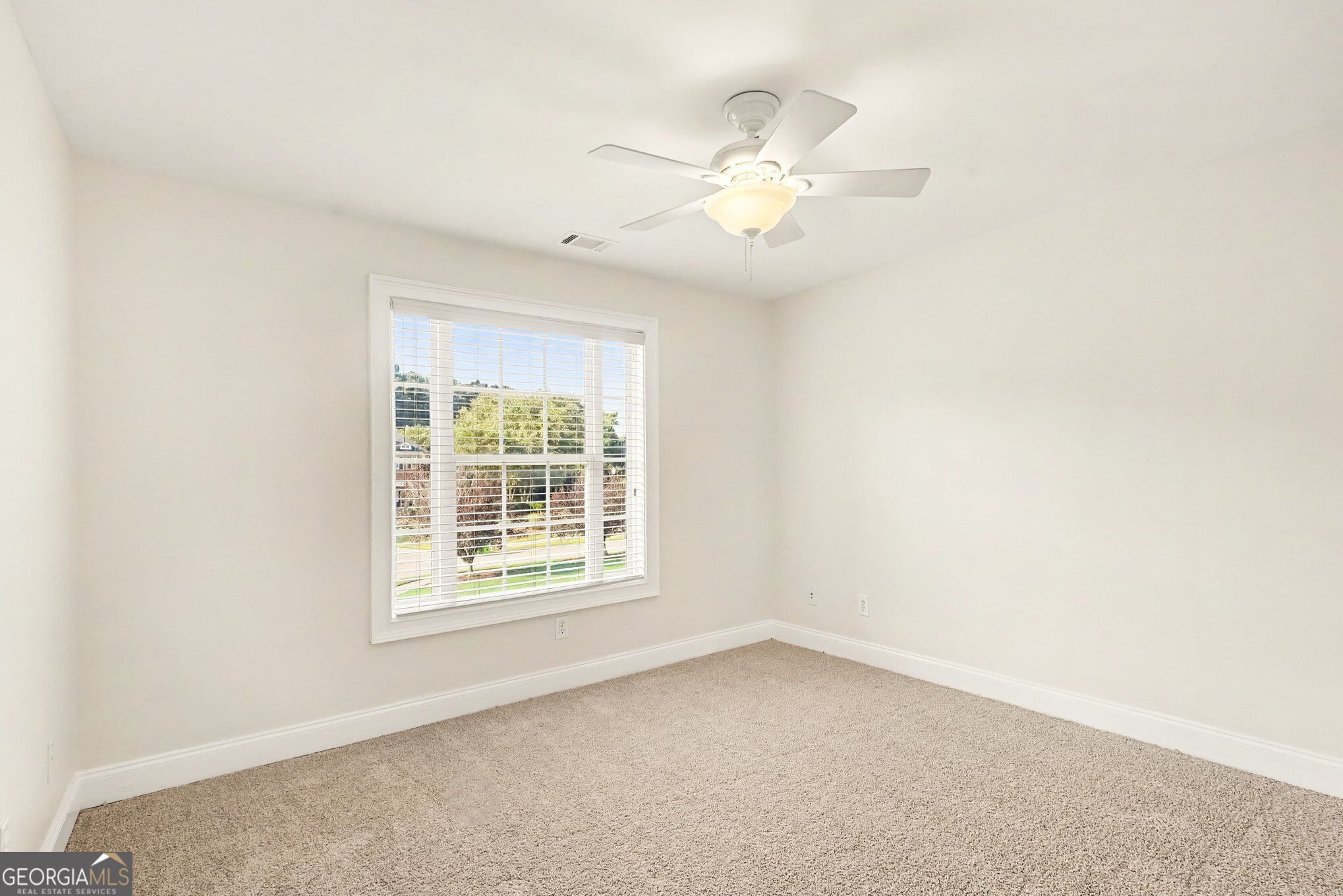 313 Fallstone Path Property Photo 21