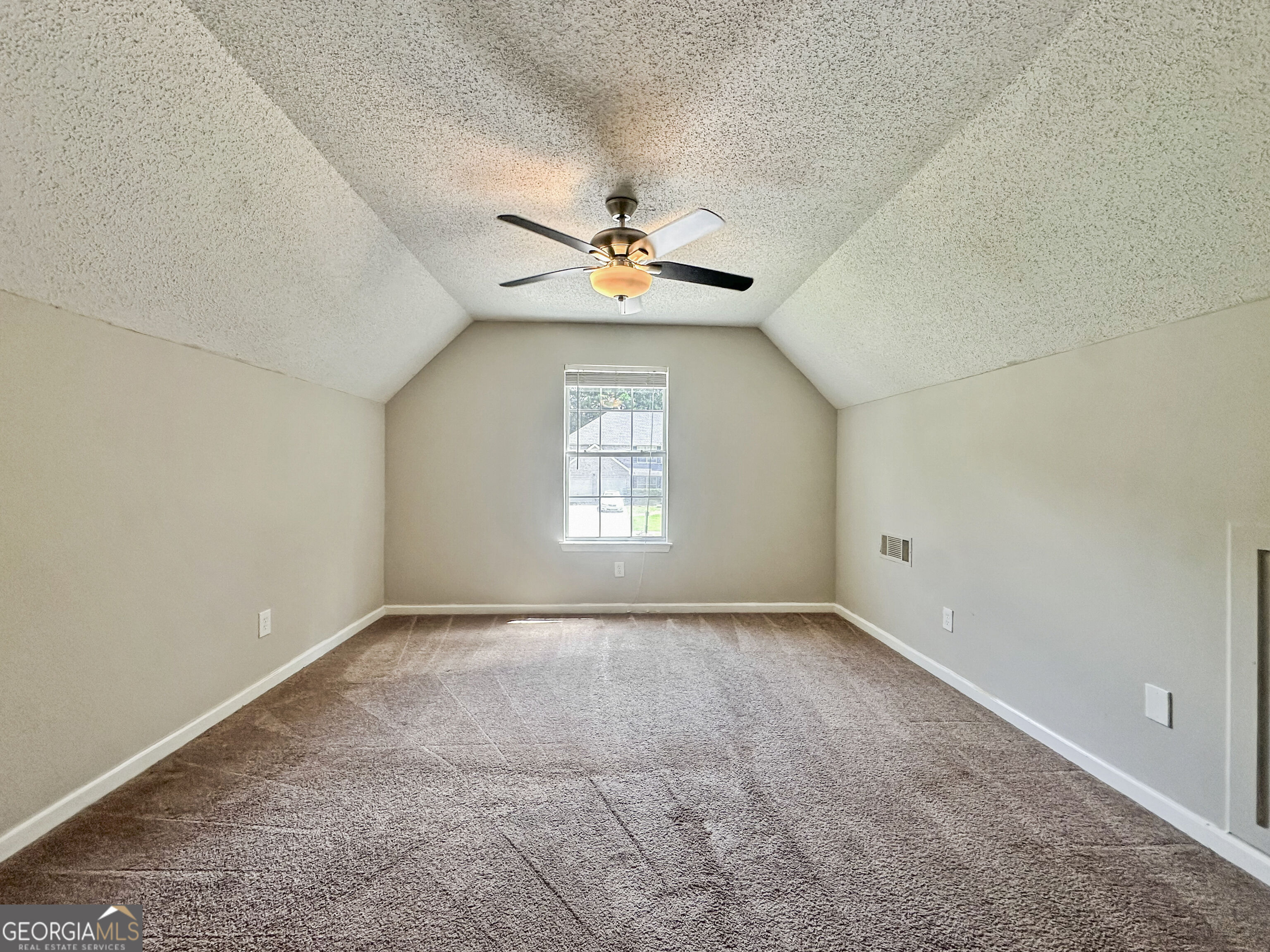 1017 Maris Lane Property Photo 16