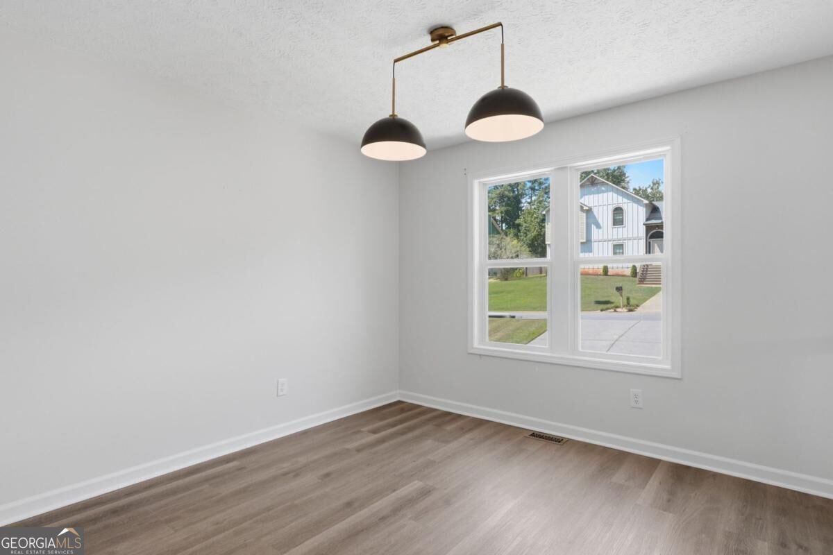 1003 Queensbury Run Property Photo 14