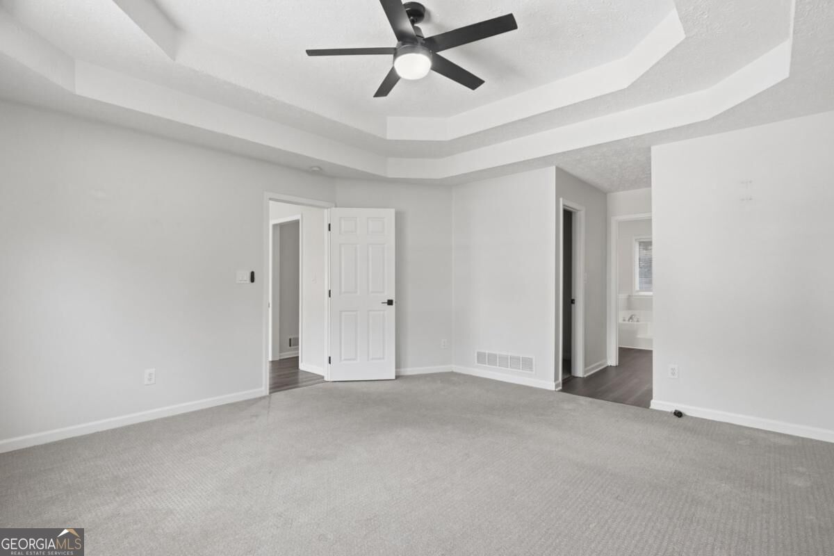 1003 Queensbury Run Property Photo 19