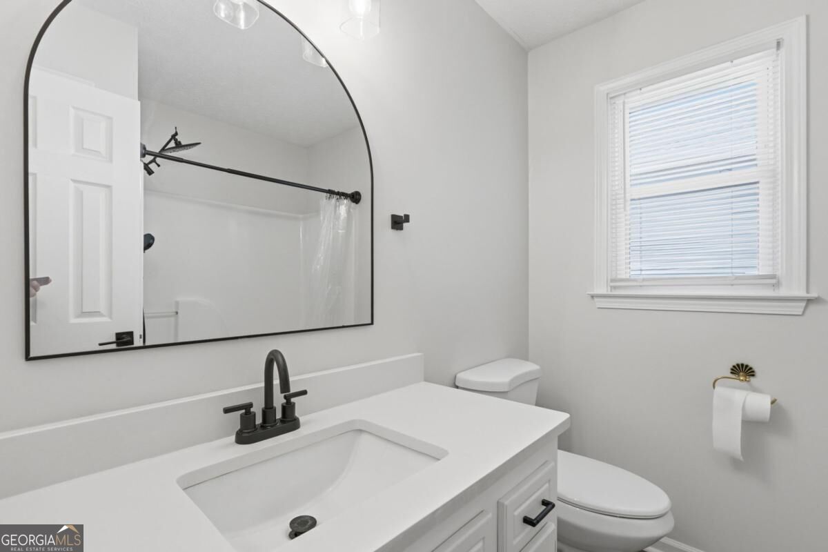 1003 Queensbury Run Property Photo 22