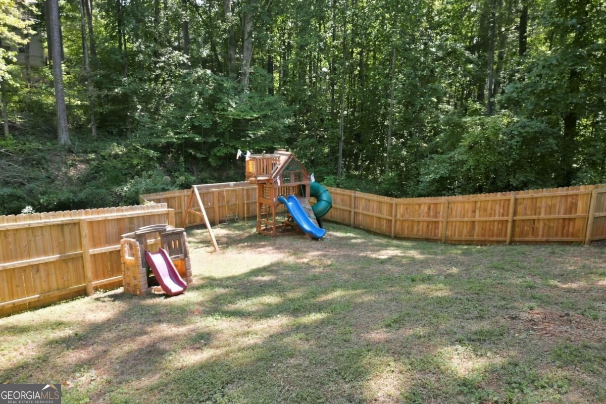 1003 Queensbury Run Property Photo 33