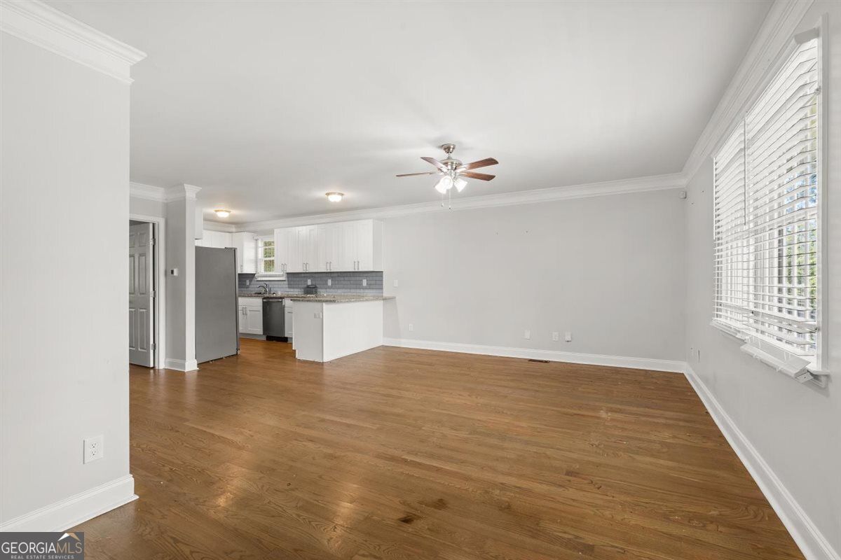 116 Park Avenue Se Property Photo 3