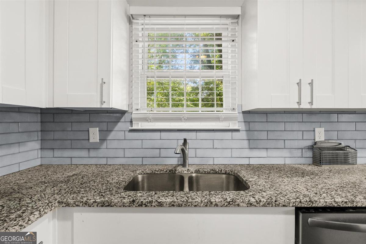 116 Park Avenue Se Property Photo 7