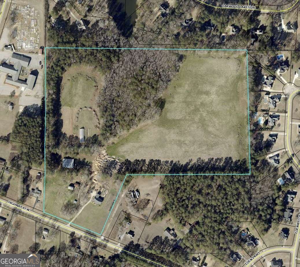 3000 Highway 81 W Property Photo 2