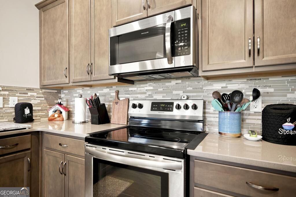 101 Lynn Wright Drive Property Photo 15