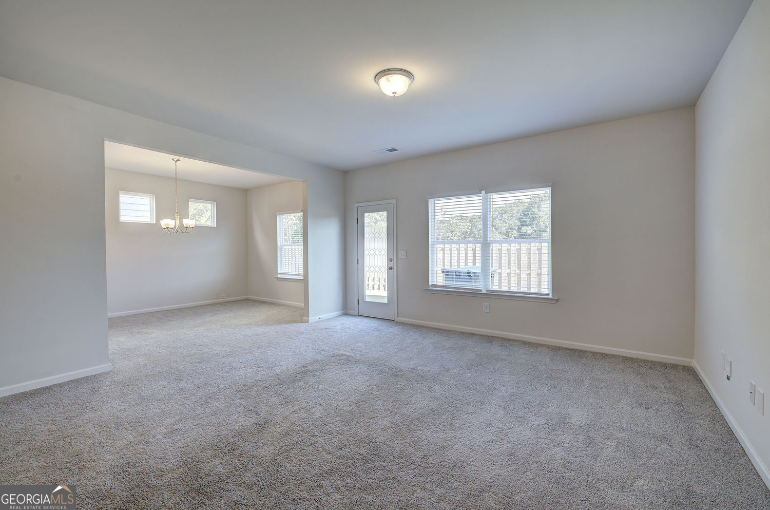 416 Perth Drive Property Photo 11