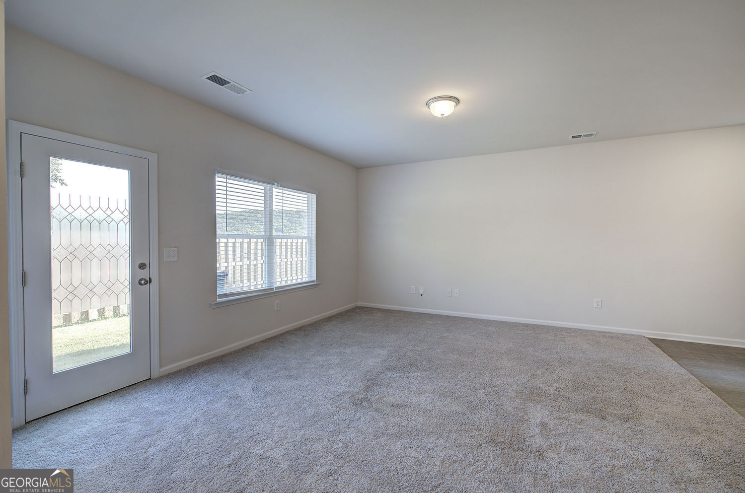 416 Perth Drive Property Photo 16