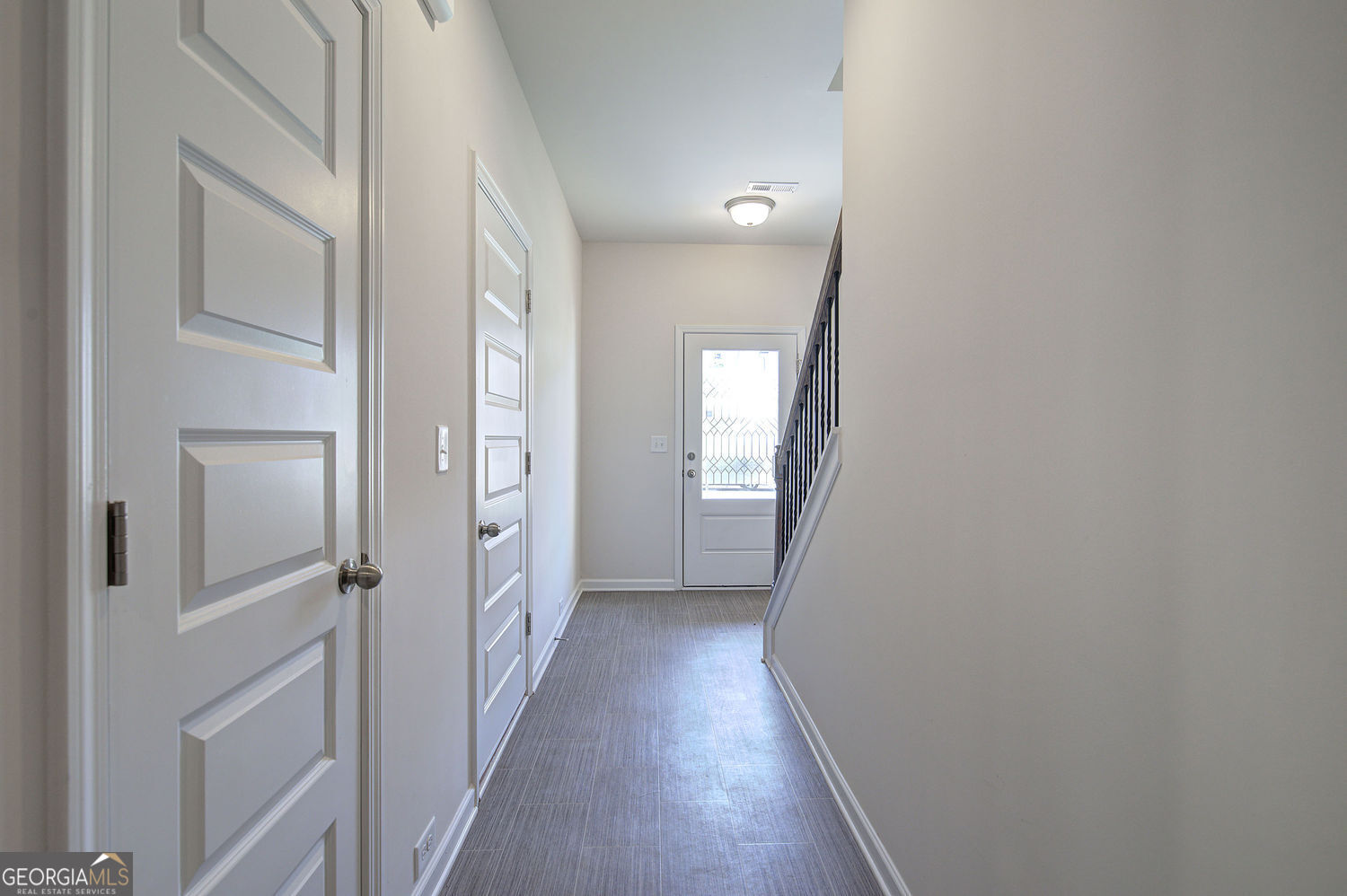 416 Perth Drive Property Photo 19