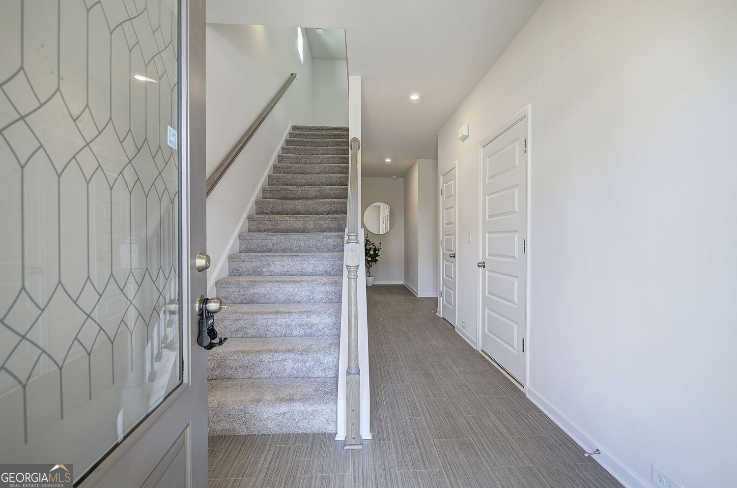 416 Perth Drive Property Photo 20