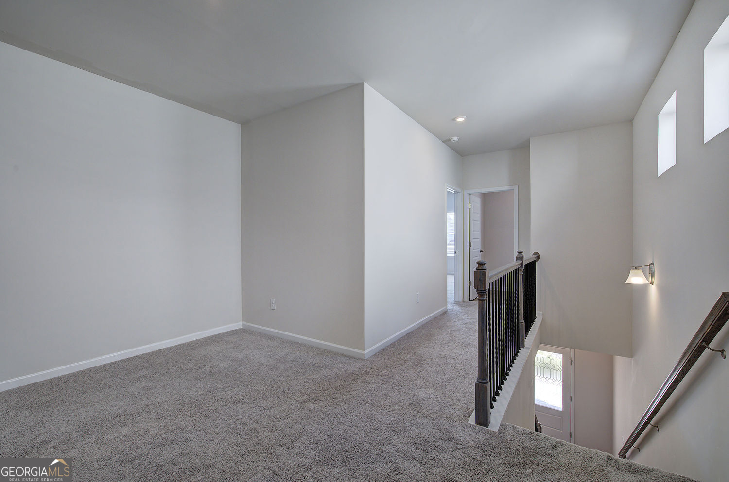 416 Perth Drive Property Photo 21