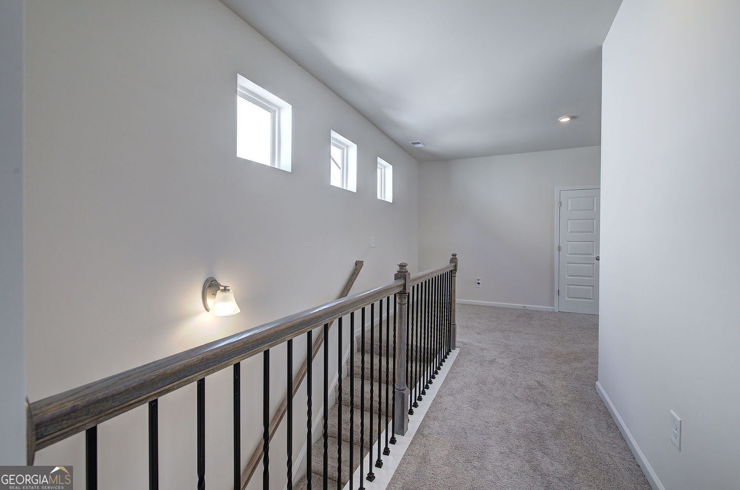 416 Perth Drive Property Photo 24