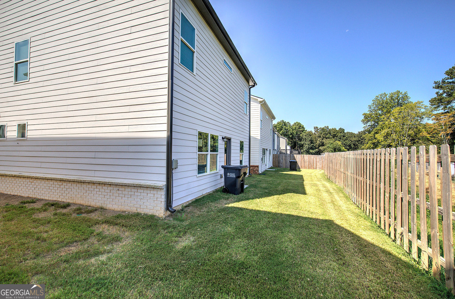 416 Perth Drive Property Photo 41