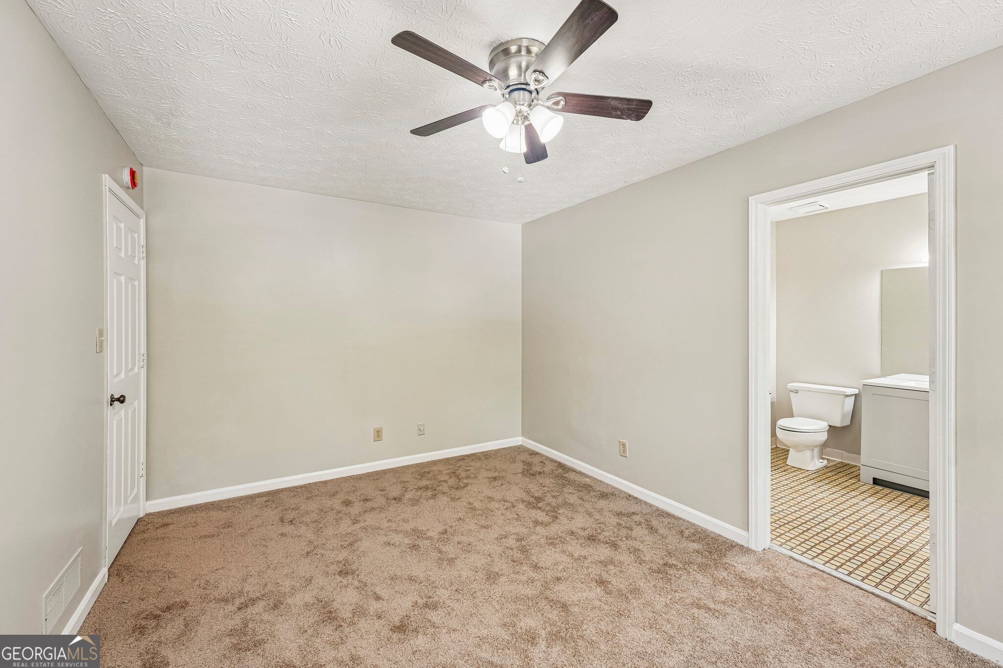 3190 Cape Circle Property Photo 19