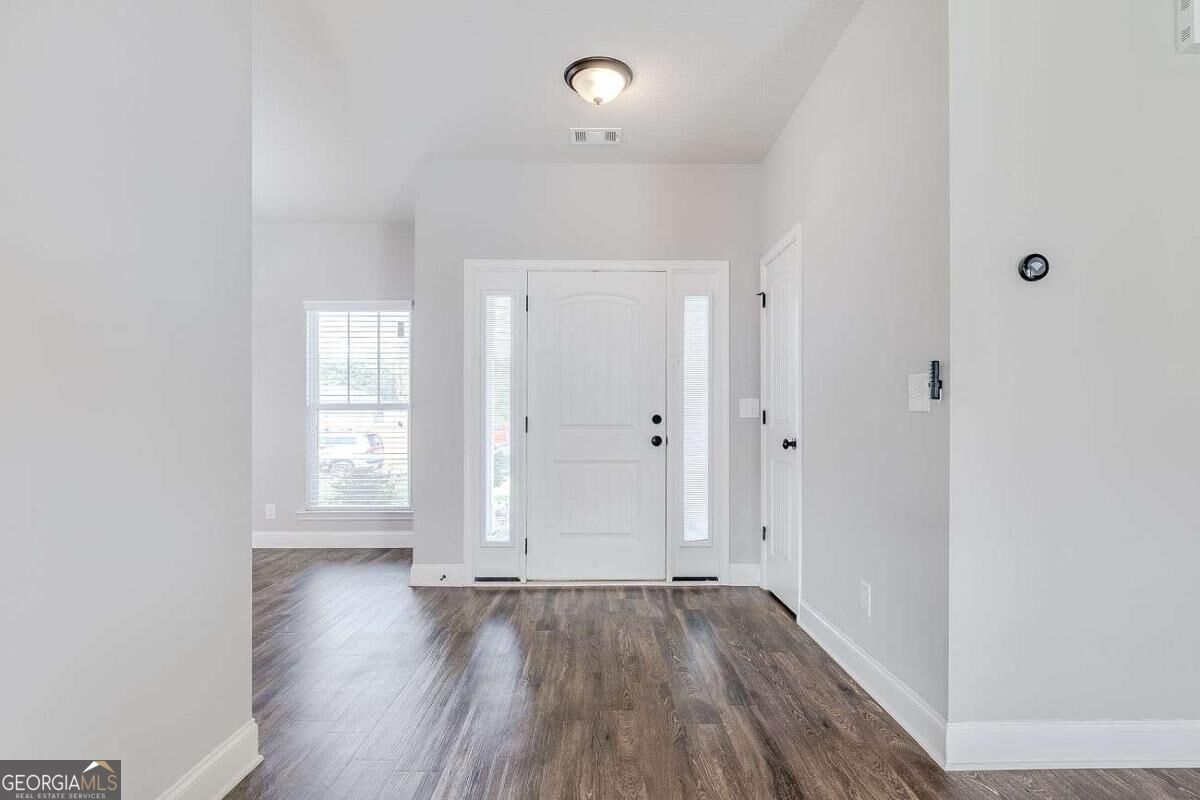 123 Thoroughbred Drive Property Photo 4