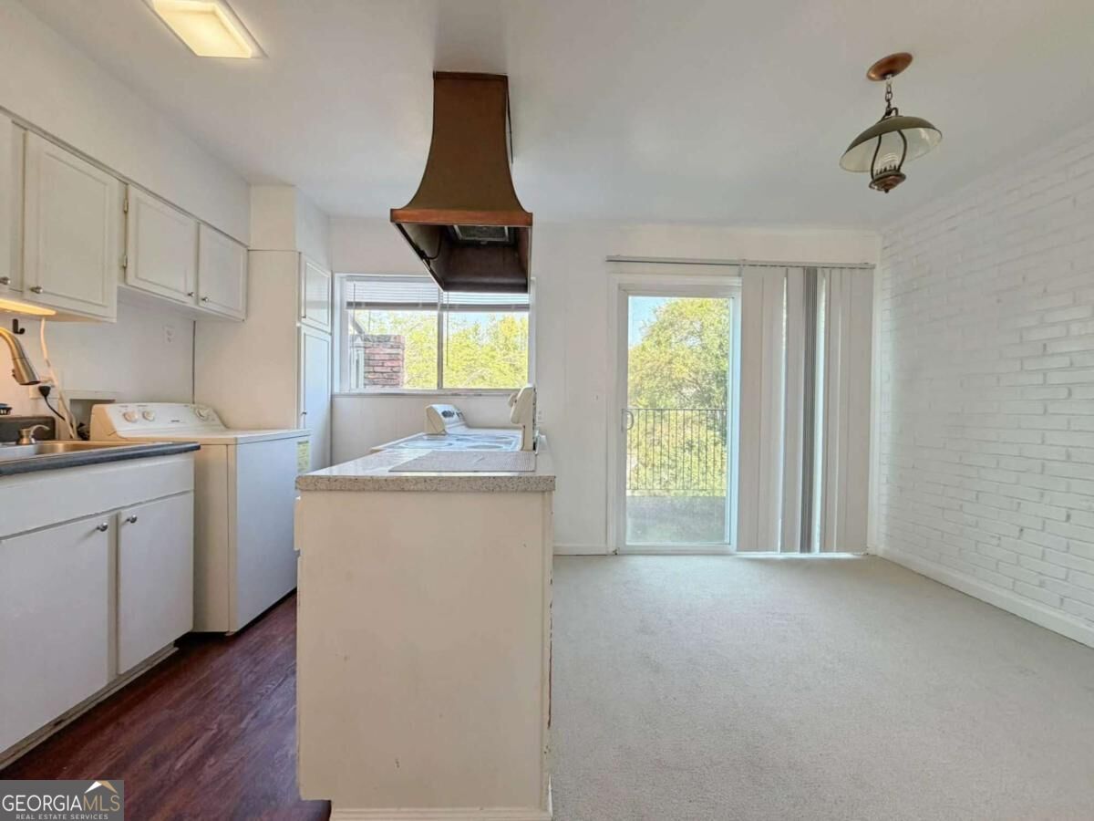 3079 Colonial Way # B Property Photo 10