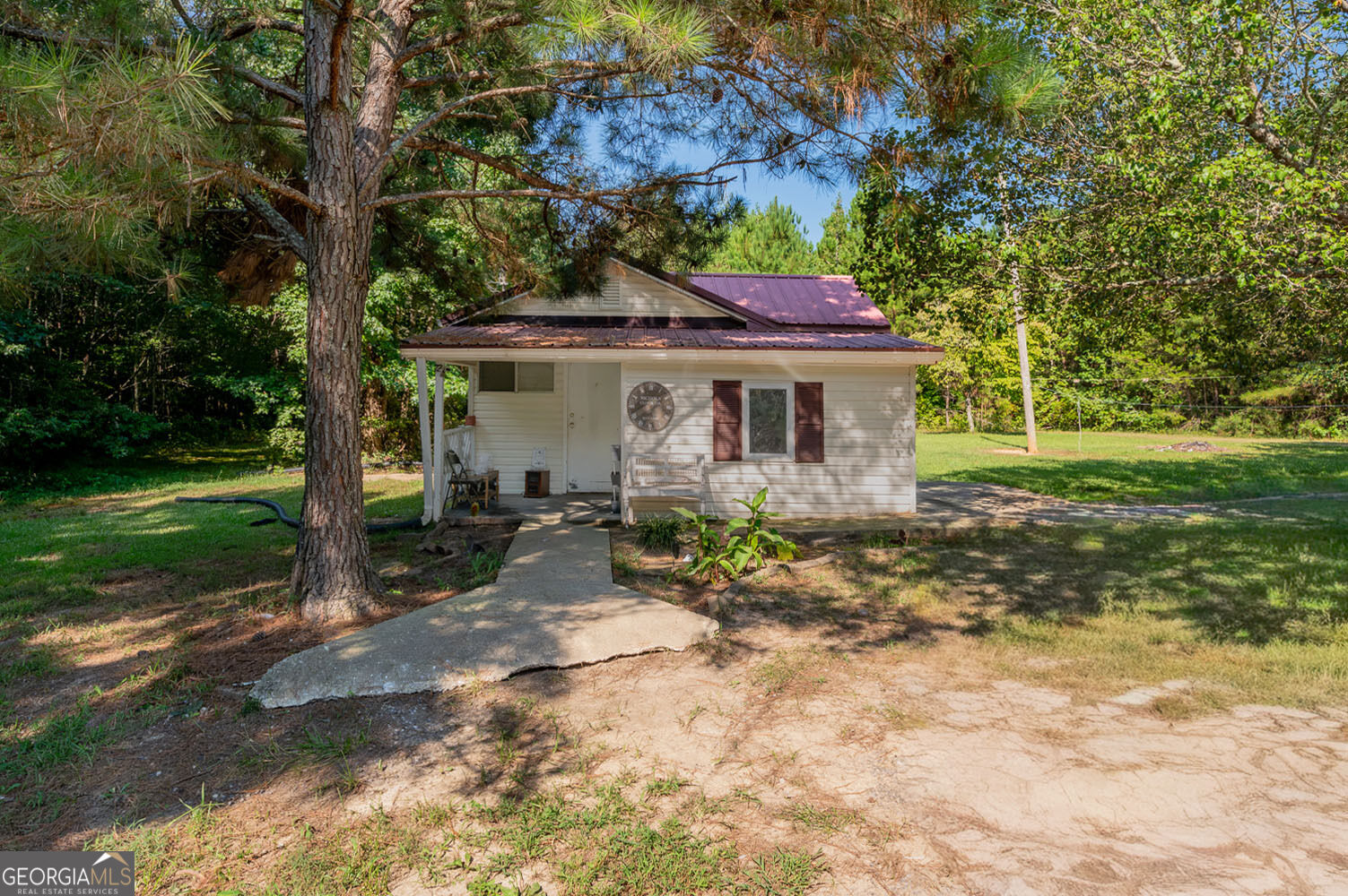 72 48 Burns Drive Property Photo 2