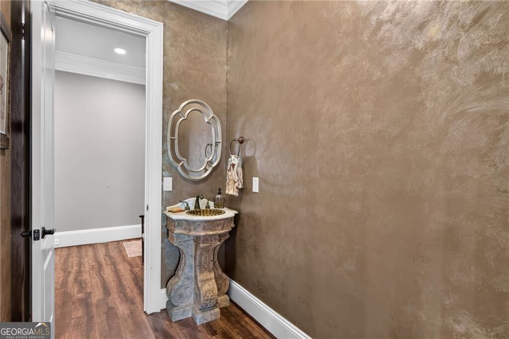 456 E Valley Road Ne Property Photo 69