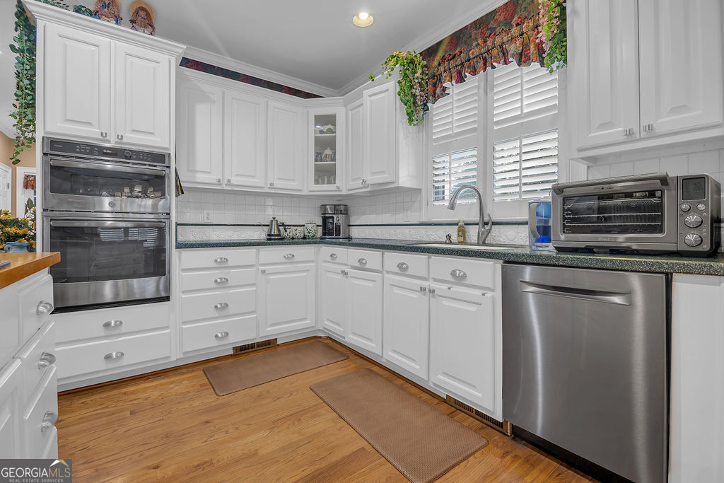 3129 Pier I Property Photo 26
