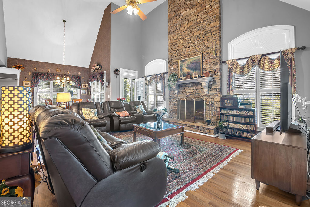 3129 Pier I Property Photo 32