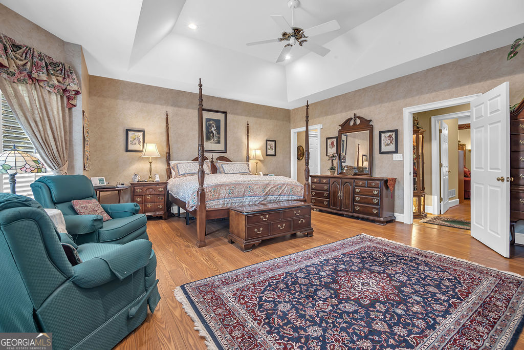 3129 Pier I Property Photo 35