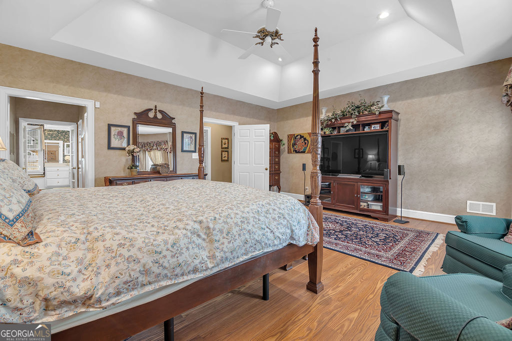 3129 Pier I Property Photo 36