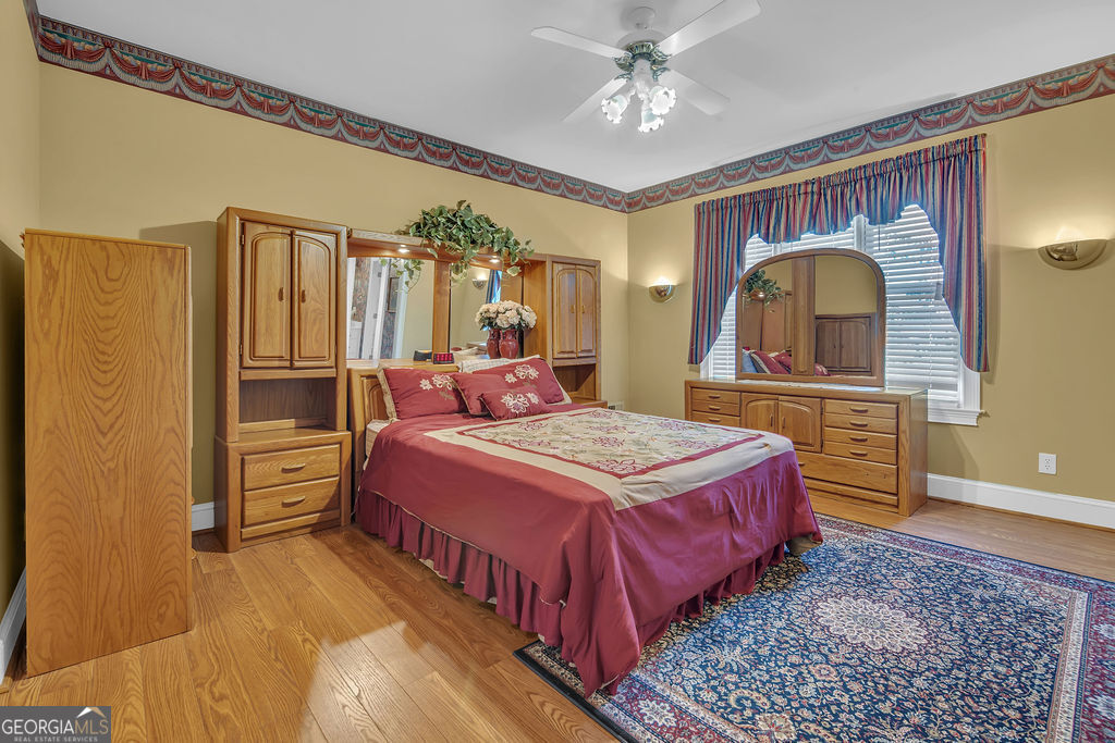 3129 Pier I Property Photo 40