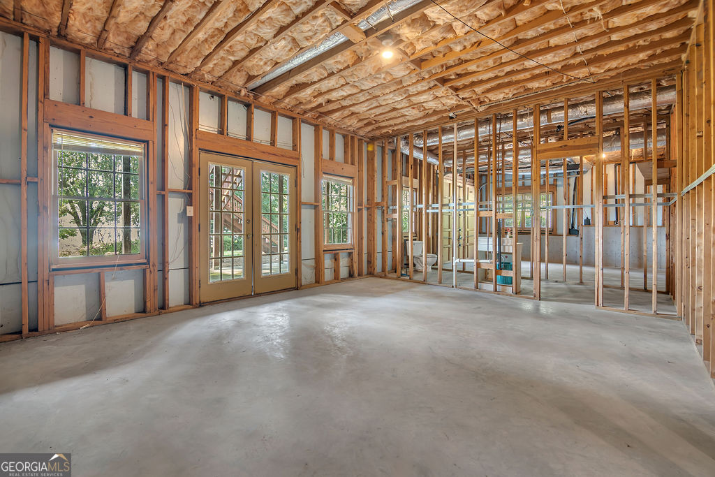 3129 Pier I Property Photo 61