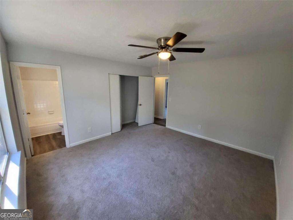 915 Fox Valley Court Property Photo 11