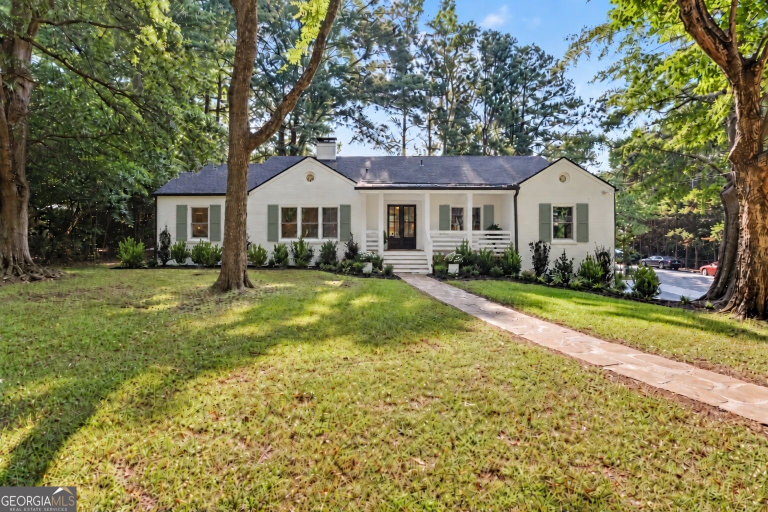 1929 Lenox Road Ne Property Photo 1