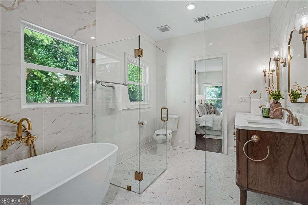 1929 Lenox Road Ne Property Photo 32