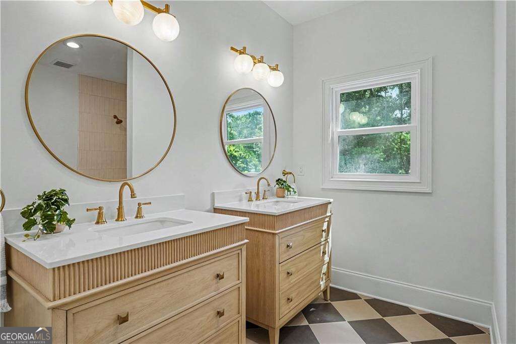 1929 Lenox Road Ne Property Photo 38