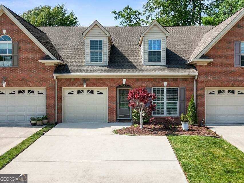 7699 Lenox Trace Drive Property Photo 1