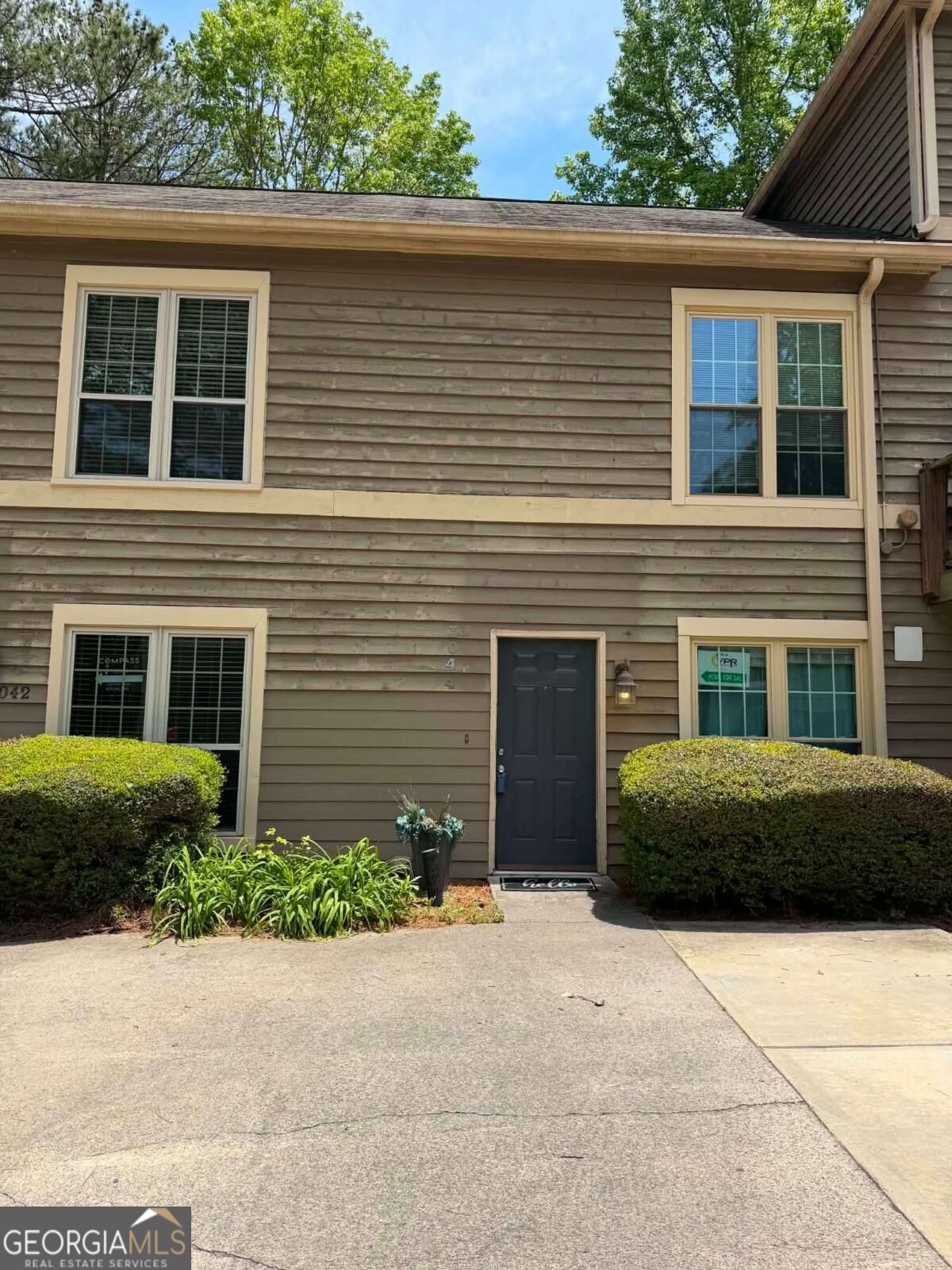 3044 Steeplechase Drive Property Photo 1