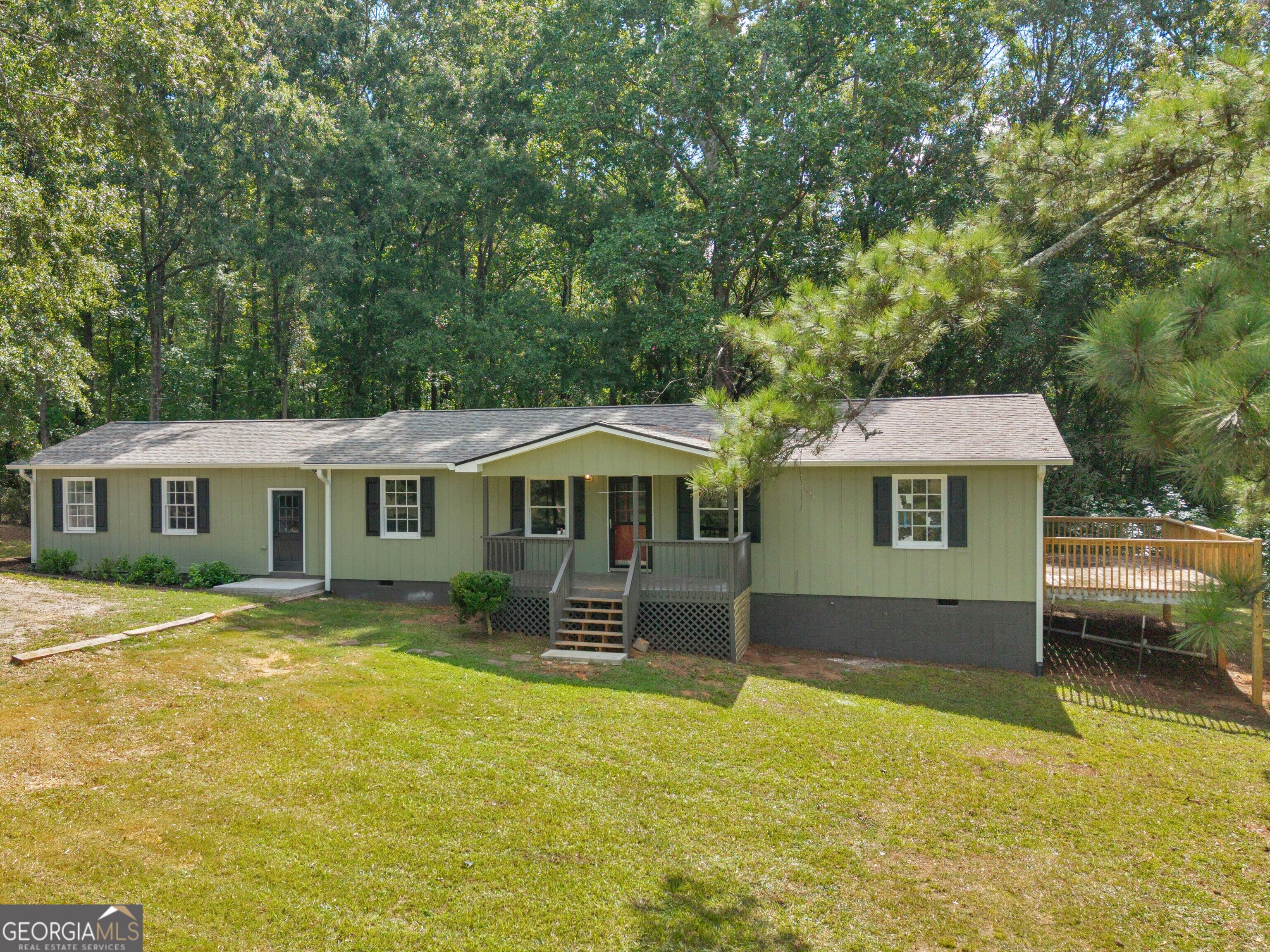 2172 Garner Road Property Photo 1