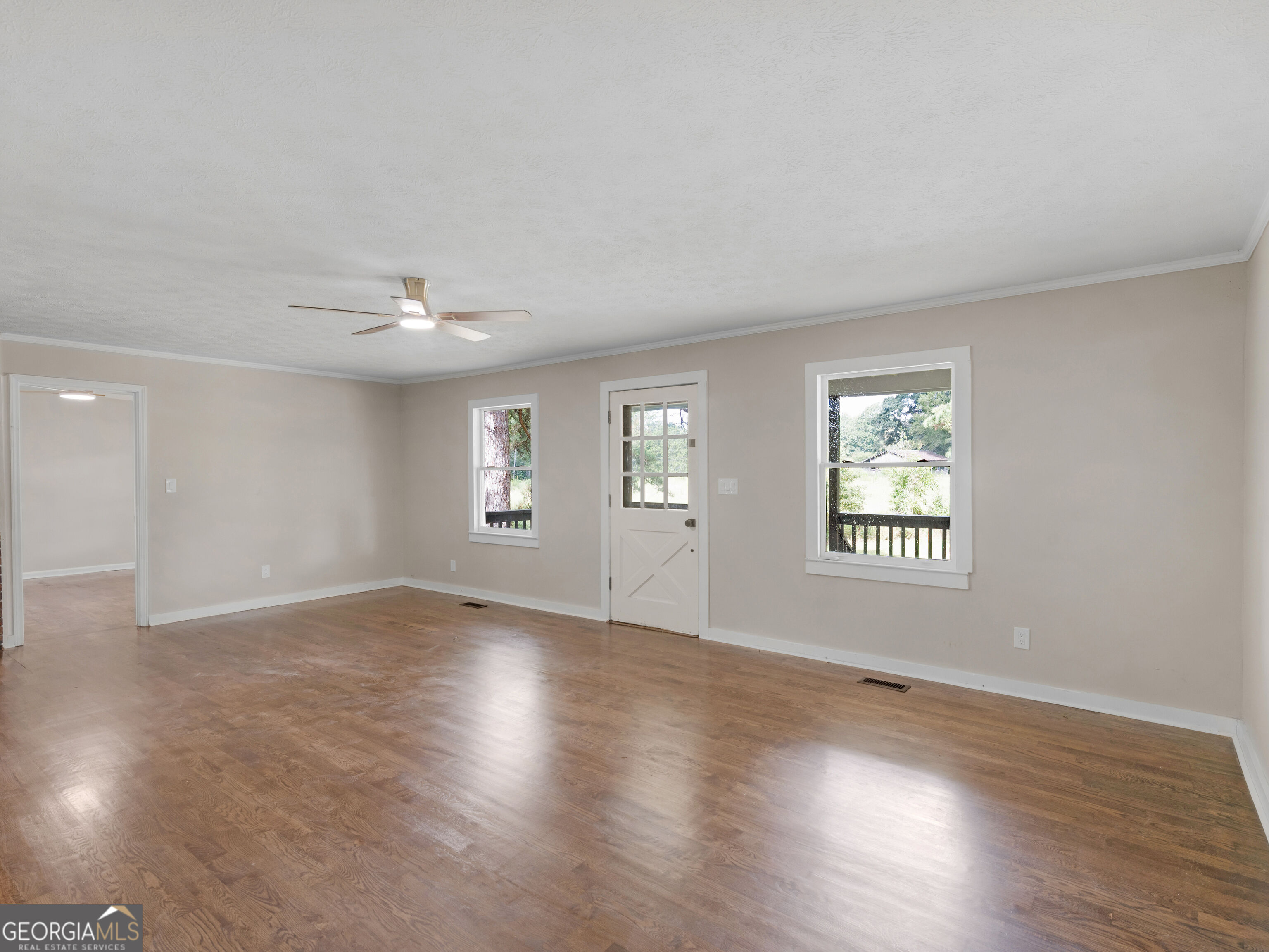2172 Garner Road Property Photo 6